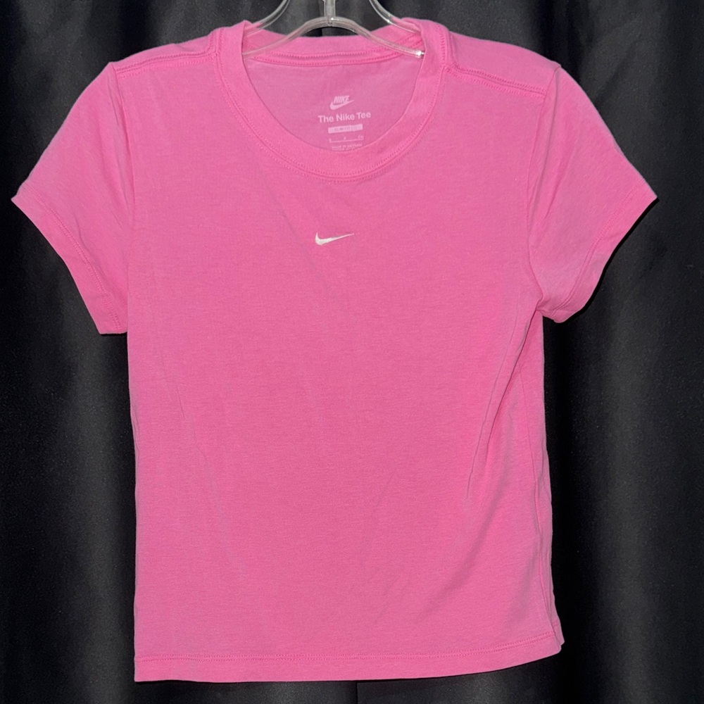Nike Women's Pink Short Sleeve Tee